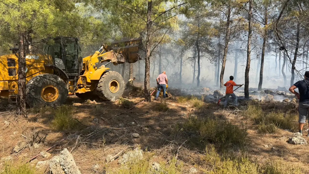 antalyada-4-gunde-yeni-yangin-kepezde-sera-atigi-iddiasi-3.webp