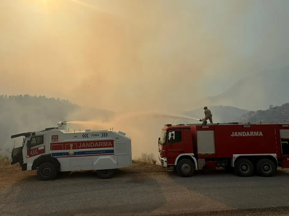 bakan-yumakli-acikladi-alanya-yaylakonak-ve-koycegiz-yanginlari-tamamen-kontrol-altinda-3.webp