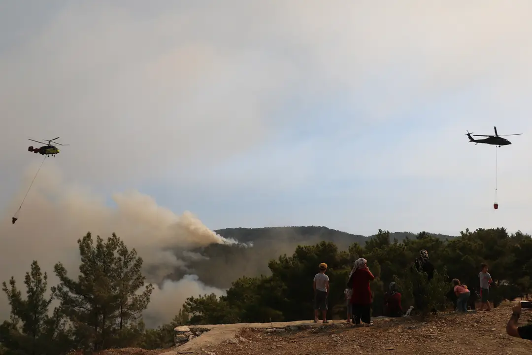 bakan-yumakli-acikladi-alanya-yaylakonak-ve-koycegiz-yanginlari-tamamen-kontrol-altinda-4.webp