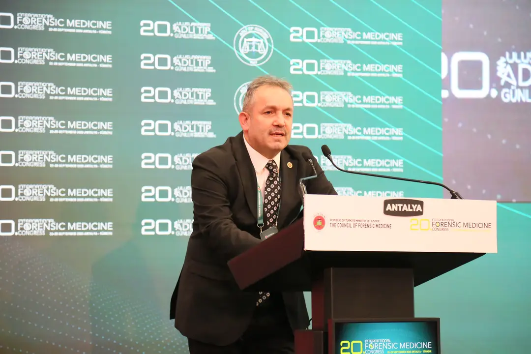 baskan-antalyada-acikladi-adli-tip-kurumu-8-ayda-615-bin-dosyayi-inceledi-3.webp