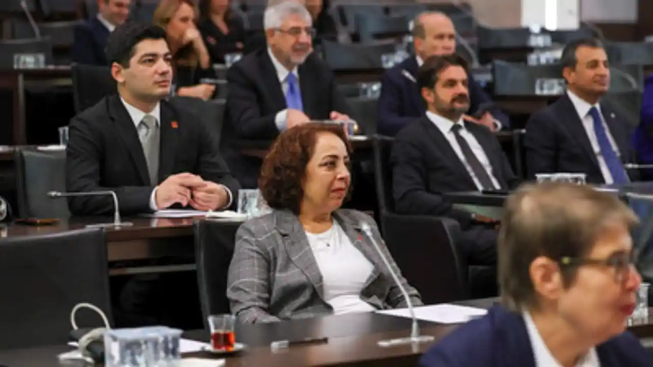 akdenizgercek-chpden-tarihi-karar-o-gun-tbmmde-olmayacaklar-2.webp