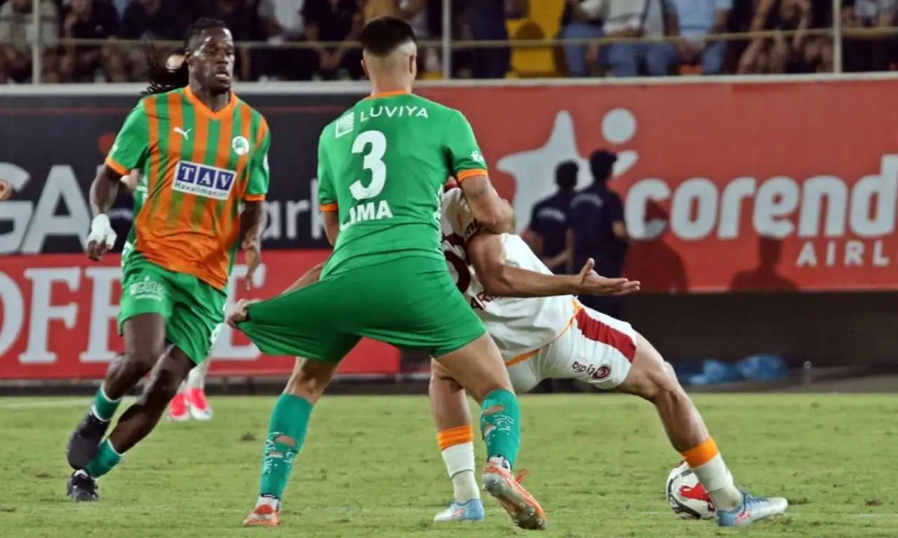 akdenizgercekalanyaspor-baskani-cavusoglu3.webp