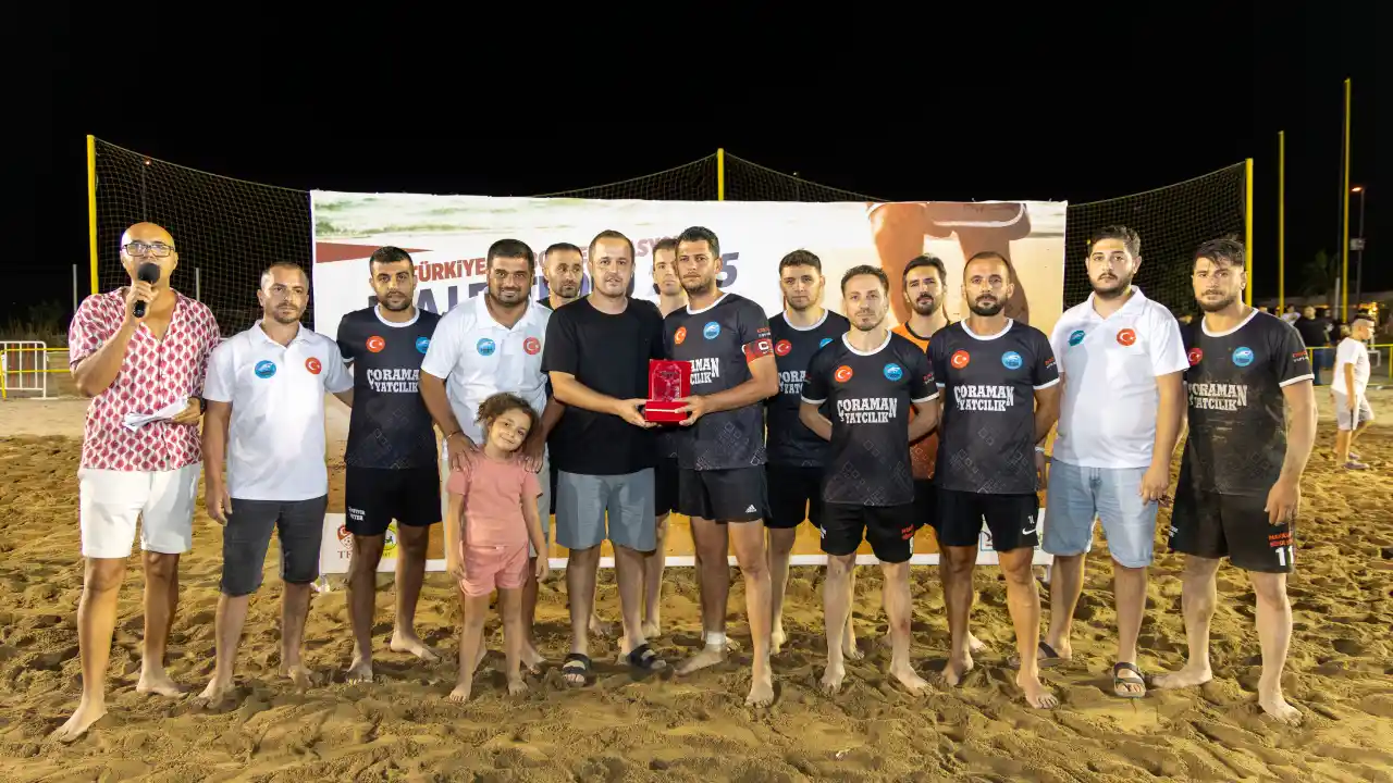 akdenizgercek-manavgatta-3-gunluk-futbol-resitali-sonuclandi-8.webp