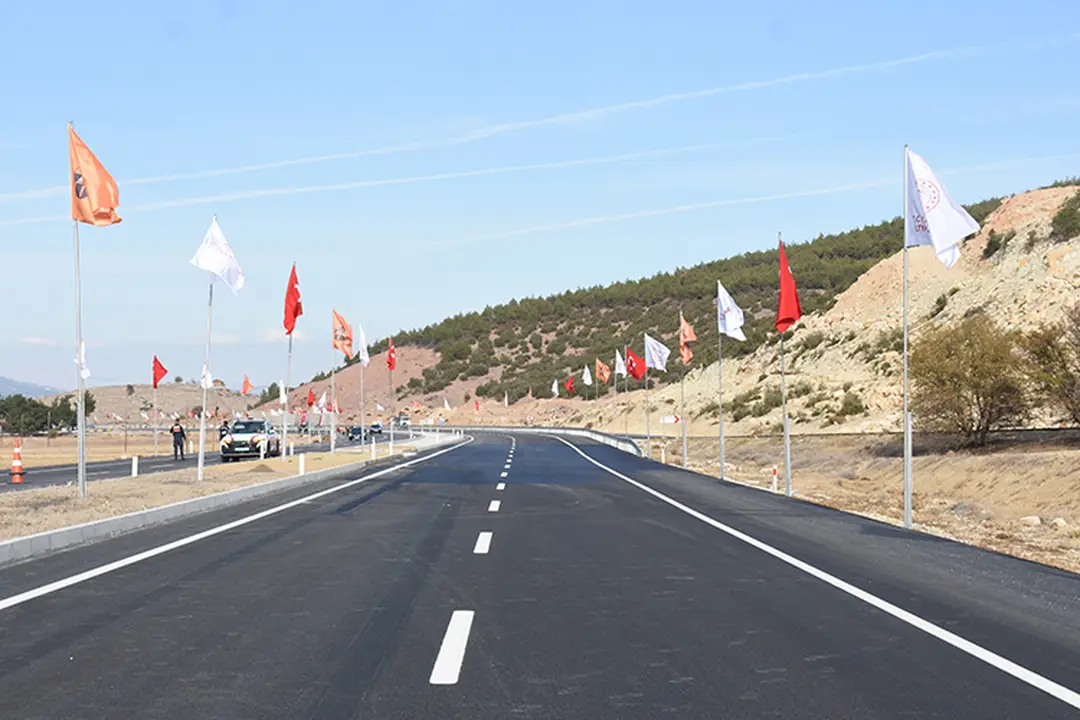 antalyada-guzergah-tepkisi-serikkonakli-otoyolunda-4-revizyon-sart-2.webp