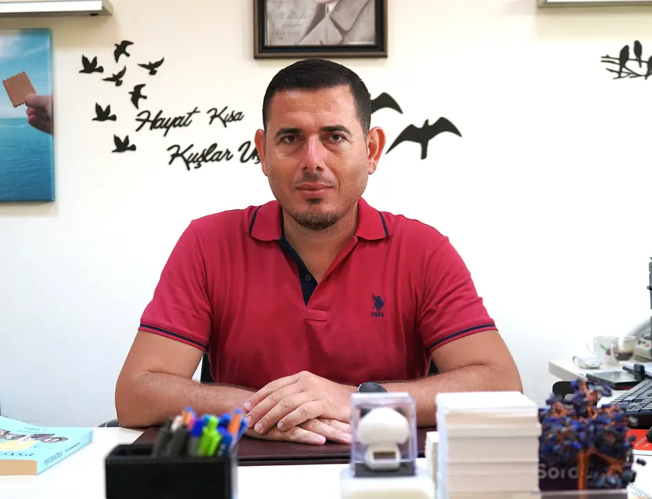 fast-food-kaygiyi-artiriyor-aile-sofrasi-iyilestiriyor-antalyadan-ruh-sagligi-recetesi-doc-dr-ali-erdogan.webp