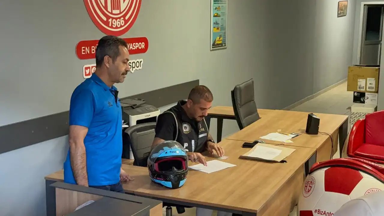antalyaspora-hafriyat-sorusturmasi-kapsaminda-operasyon-7.webp