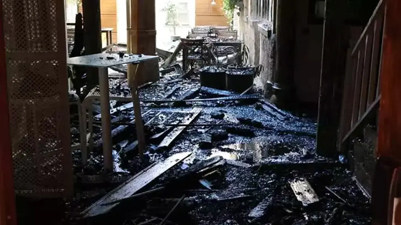 kaleicinde-butik-otel-yangini-turist-ciftin-feci-olumunde-kahreden-detay-2.webp