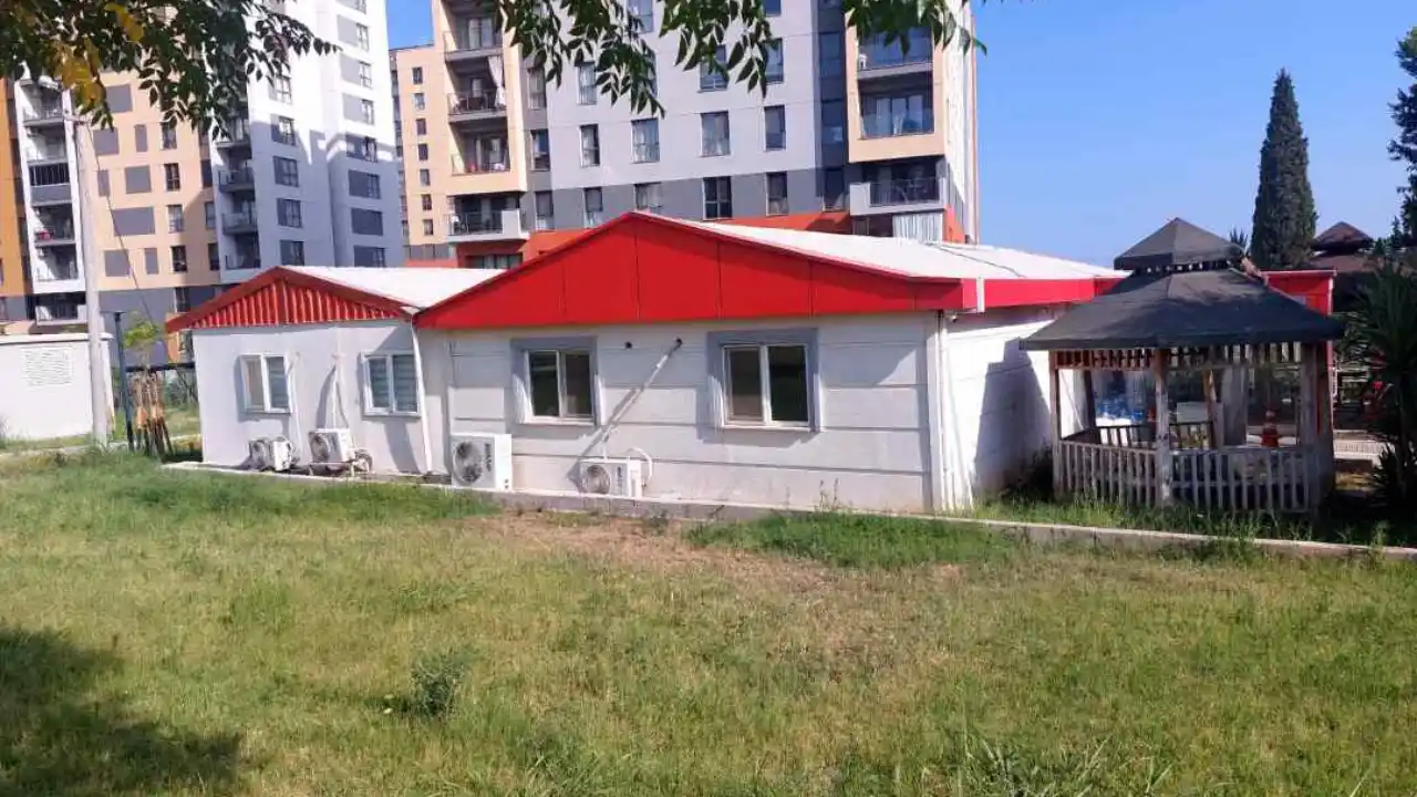 akdenizgercek-kepezde-60-milyonluk-pazar-yerinde-ne-esnaf-var-ne-sebze-3.webp
