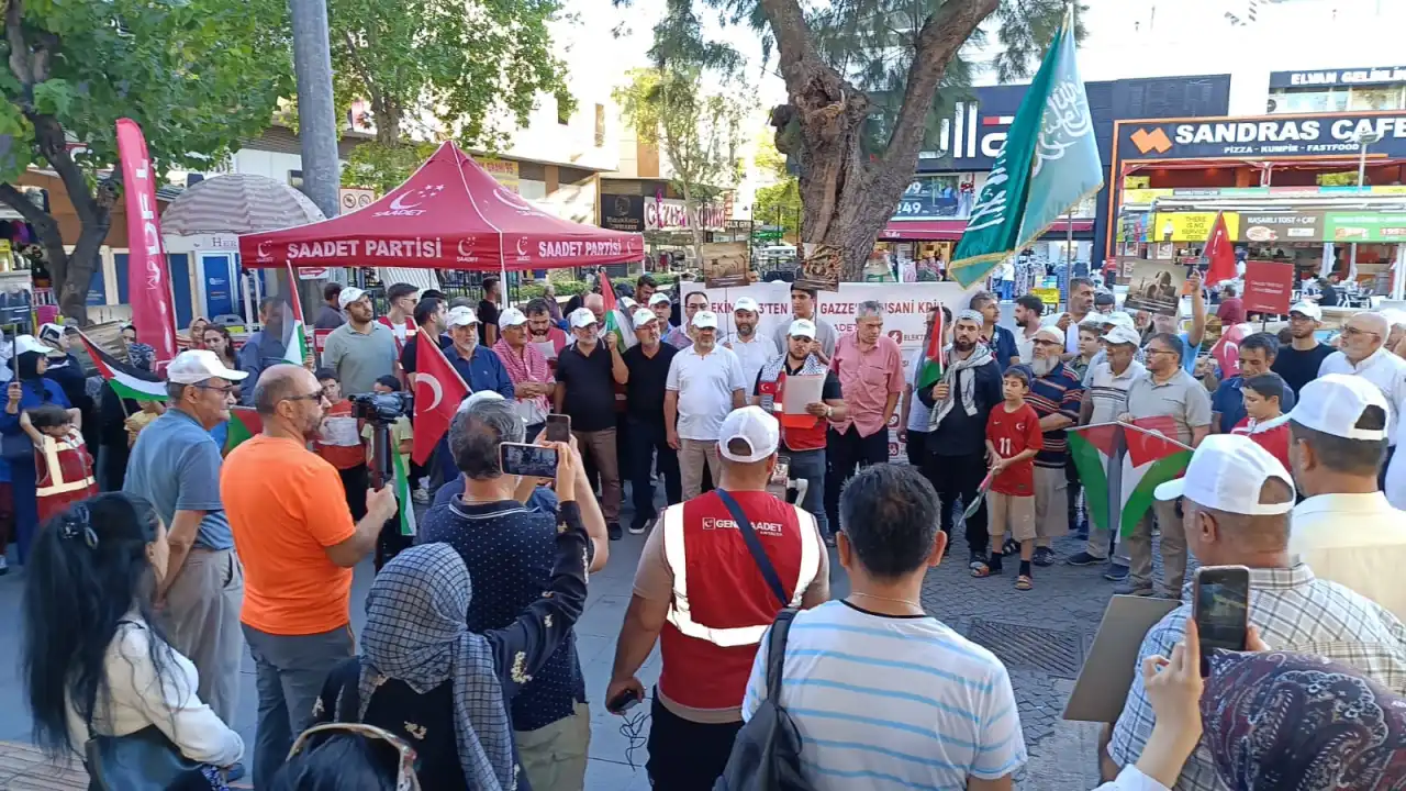akdenizgercek-saadet-partisi-antalyada-meydanlara-indi-5.webp