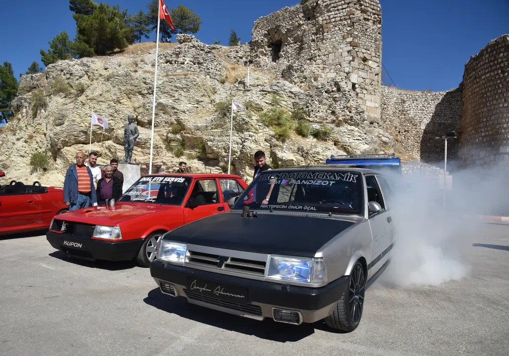 bu-drifte-ceza-yok-ispartada-nefes-kesen-sov-2.webp