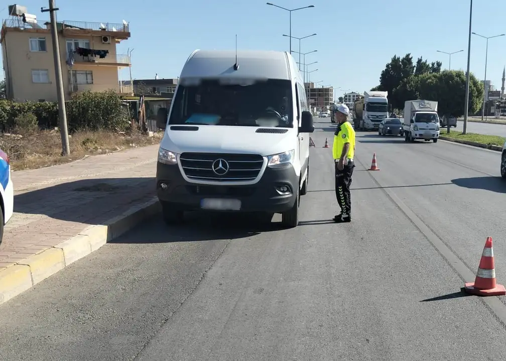 antalyada-7-gunde-63-bin-arac-denetlendi-hiz-ihlali-rekor-kirdi-3.webp