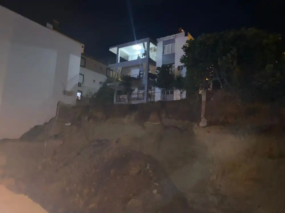 aw556422-02akdeniz-gercek.webp