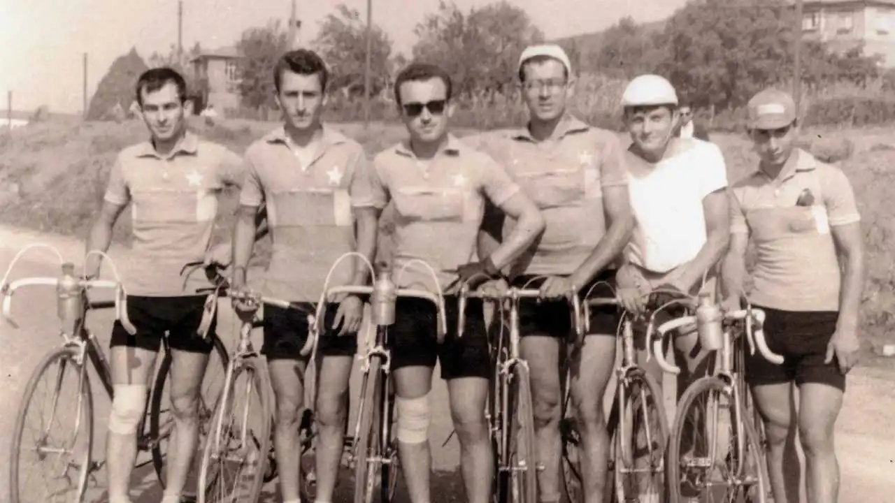 akdenizgercek-bisiklet-sporunun-duayeni-kudret-er-hayatini-kaybetti-1.webp
