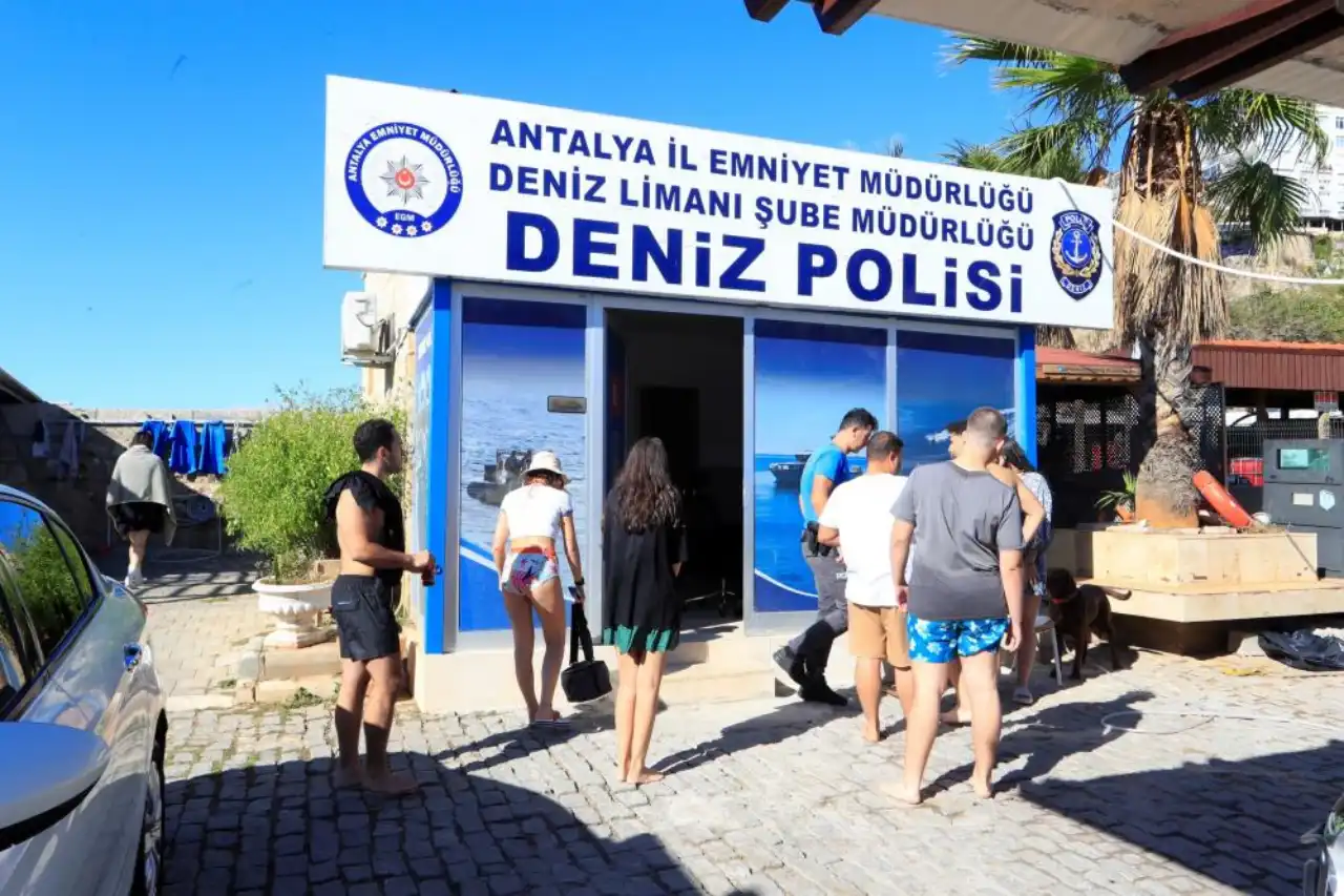 antalyada-sup-keyfi-kabusa-dondu-19-genc-olumle-burun-buruna-geldi.webp