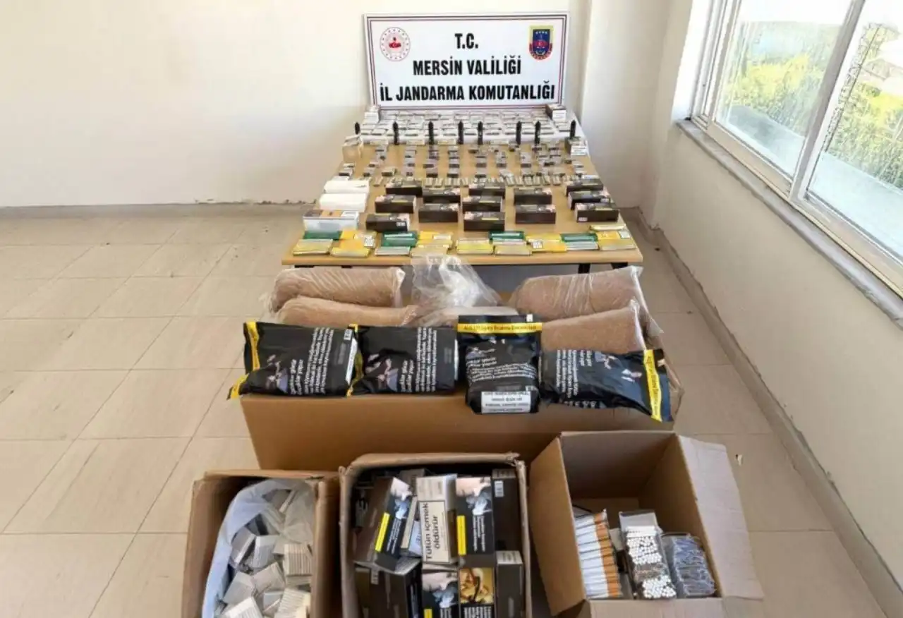 mersinde-jandarma-ekiplerince-binlerce-makaron-yakalandi.webp