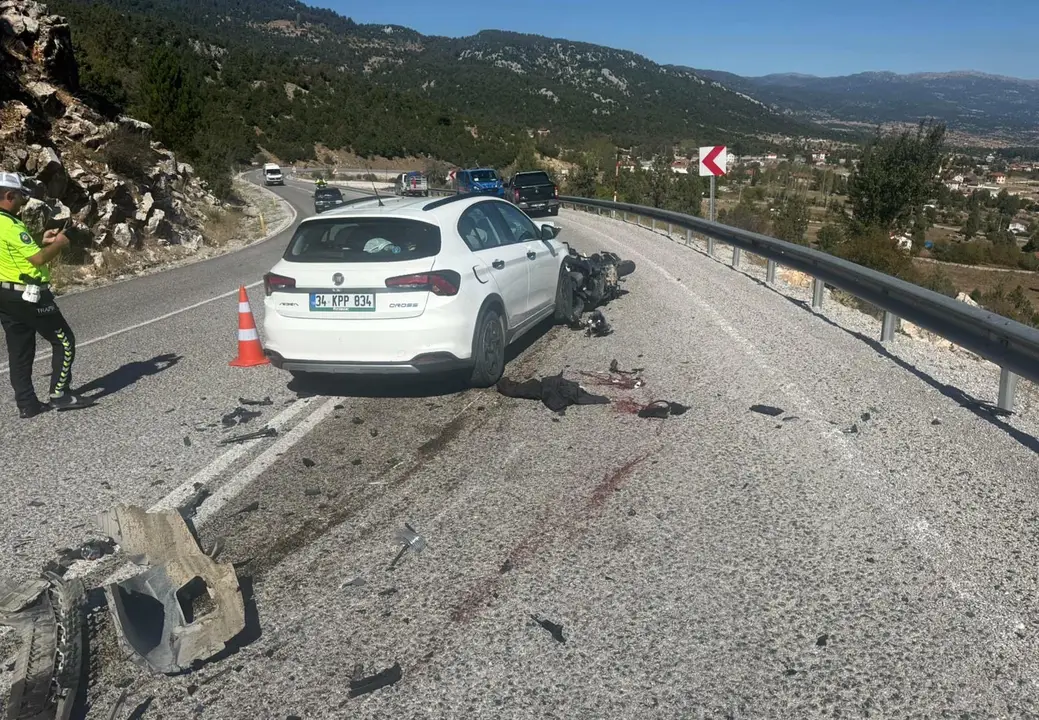 muglada-olen-motosikletli-genc-burdurda-defnedildi-2.webp