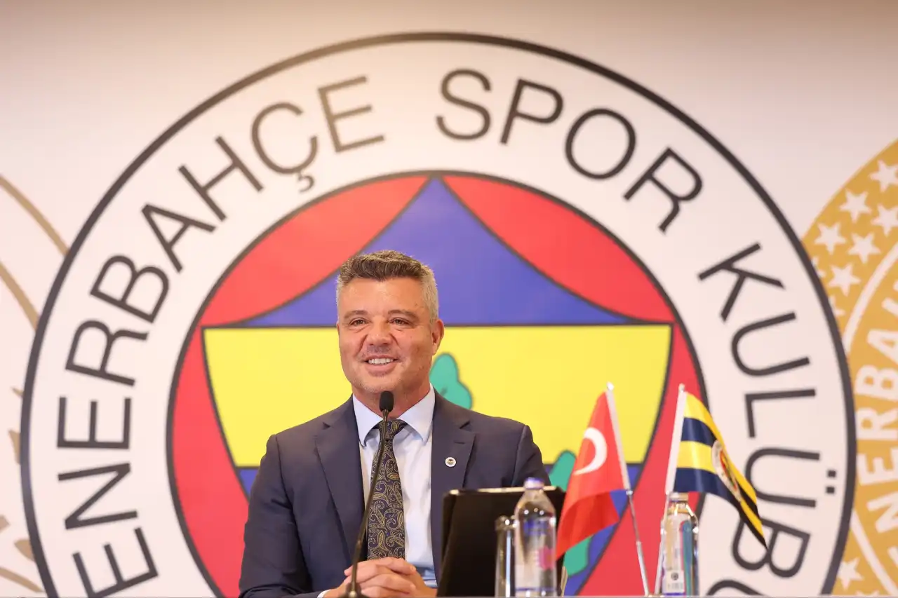 fenerbahce-baskani-sadettin-saran-bu-hainler-fenerbahceye-zarar-veriyor-2.webp