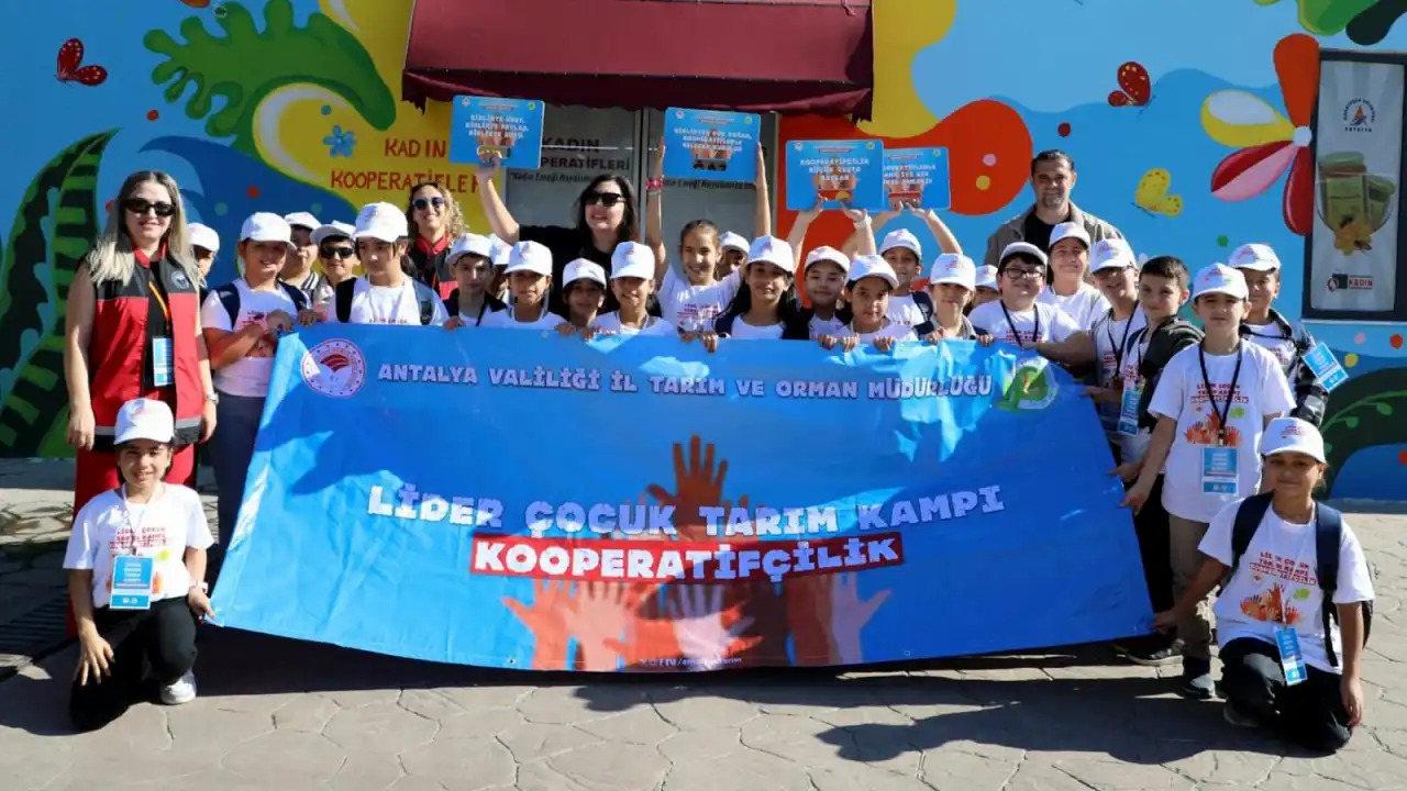akdenizgercek-antalyada-ogrenciler-kooperatifleri-tanidi-4.webp