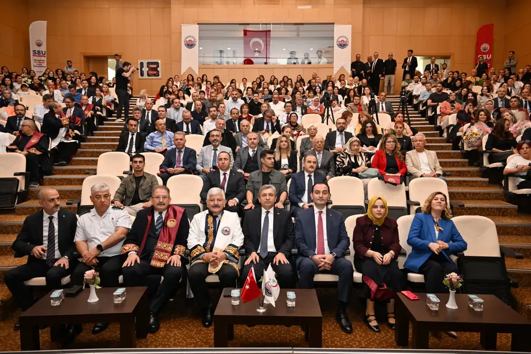 antalya-saglik-bilimleri-universitesinde-akademik-yil-basladi-5.webp