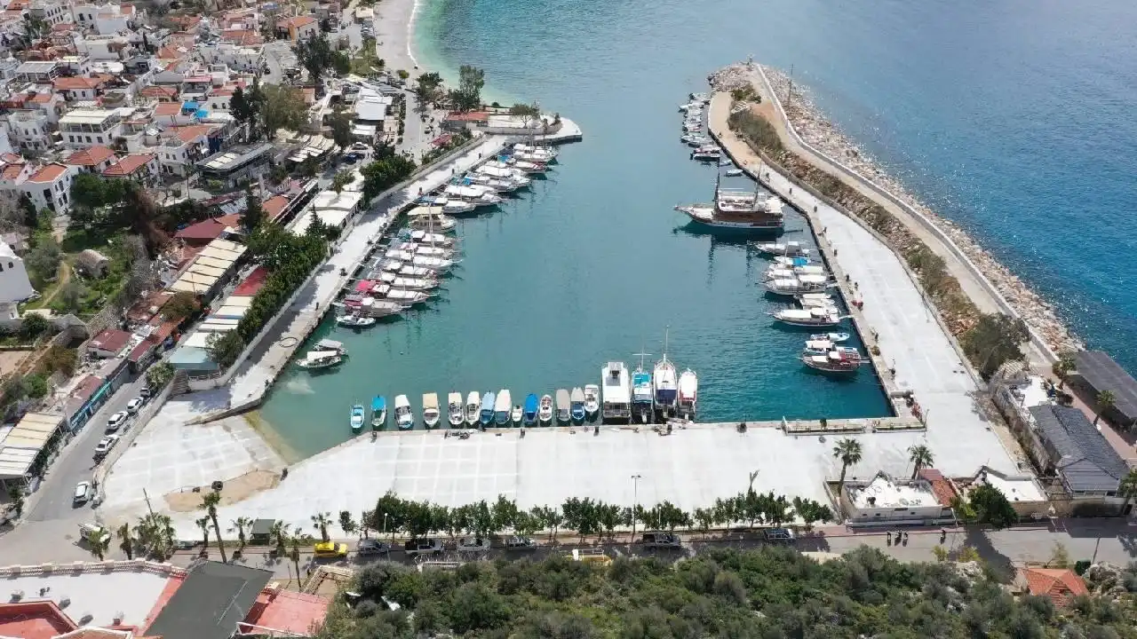 kas-balikci-barinagi-2-5-milyon-tl-bedelle-kiralik-olarak-ihaleye-cikti-3.webp