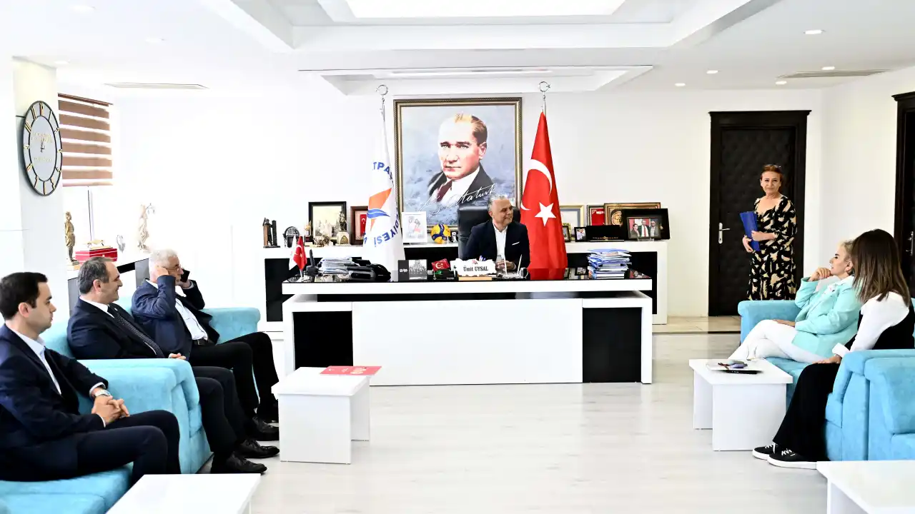 akdenizgercek-umit-uysal-muratpasayi-alti-oka-benzetti-2.webp