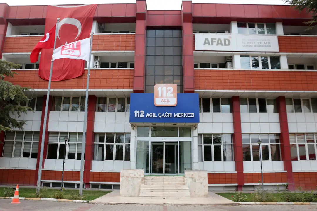 ispartada-112ye-rekor-ihbar-her-10-cagrinin-6si-asilsiz-2.webp