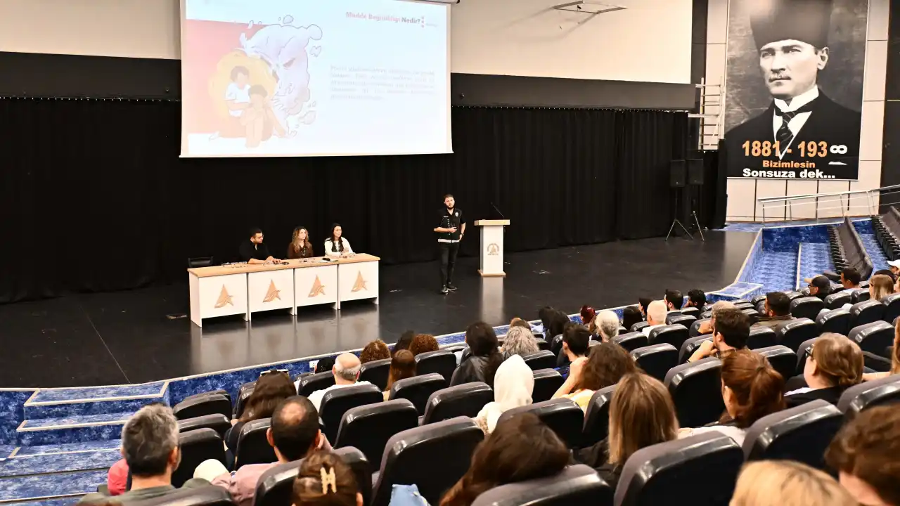 akdenizgercek-antalyada-bagimlilikla-mucadele-masaya-yatirildi-1.webp