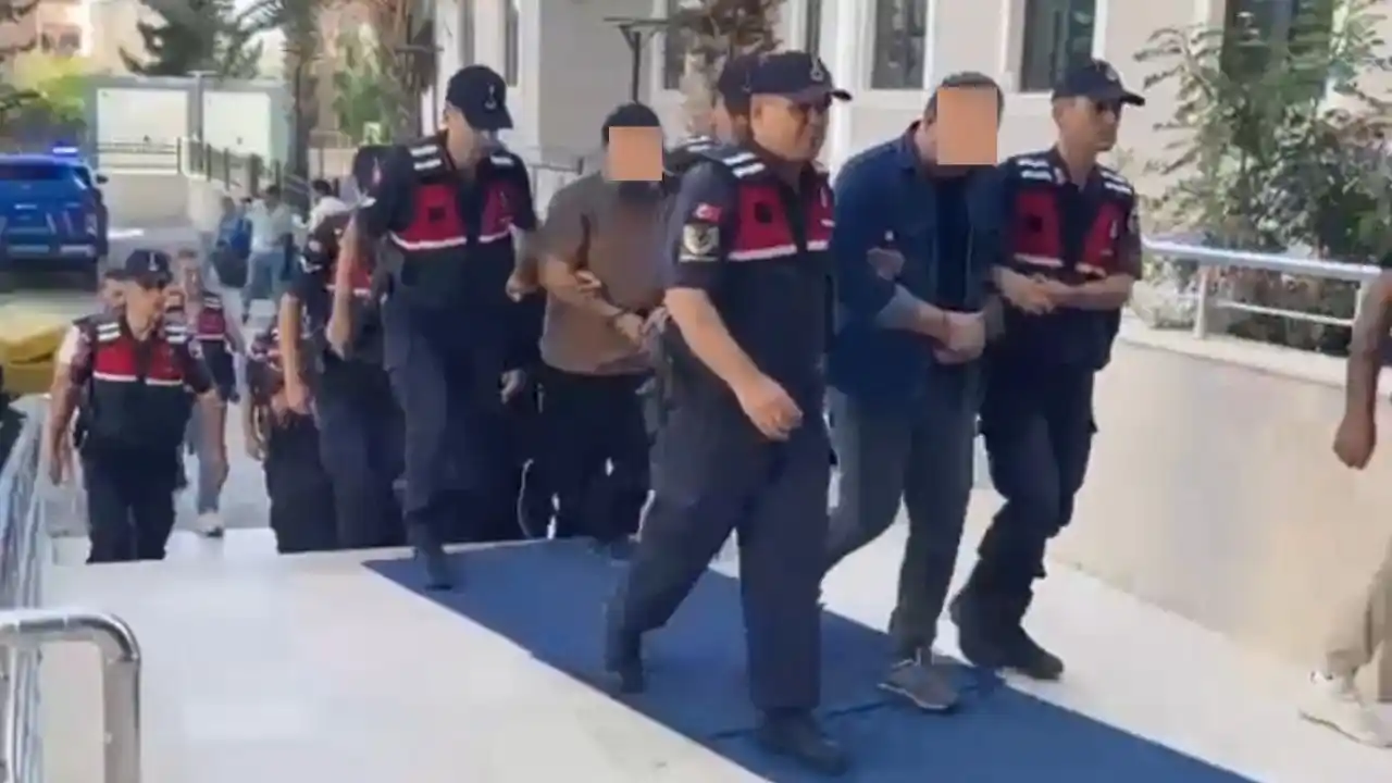 anamurda-jandarmadan-fuhus-baskini-6-gozalti-3-tutuklama.webp