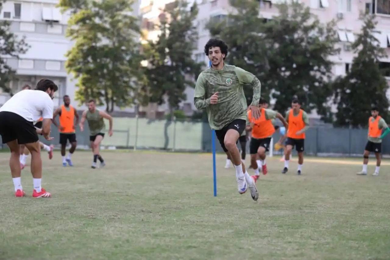 alanyaspor-bursa-yildirimspor-macinin-hazirliklarina-basladi-3.webp