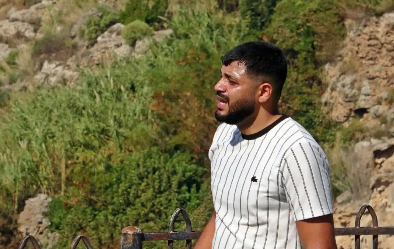 antalya-falezlerde-aci-olum-2-saatlik-operasyonu-yuzerek-izlediler-2.webp