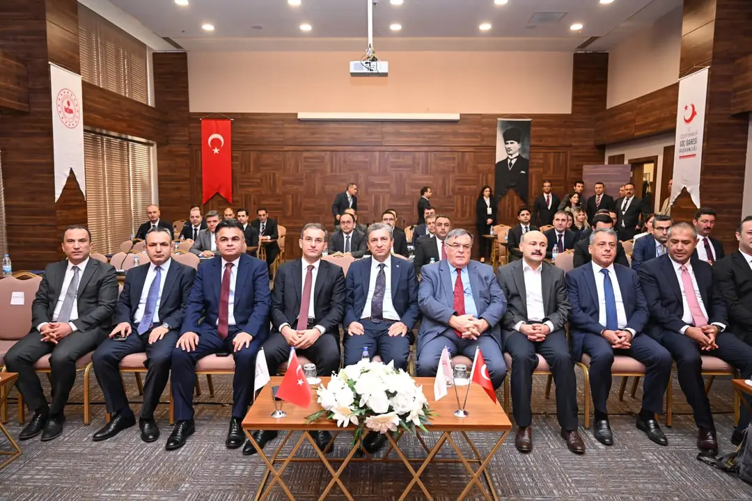 antalyada-goc-idaresi-toplantisi-rehberlik-denetim-ve-performans-degerlendirildi-2.webp