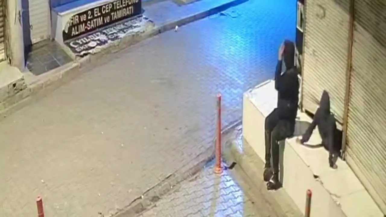 akdenizgercekkameraya-3.webp
