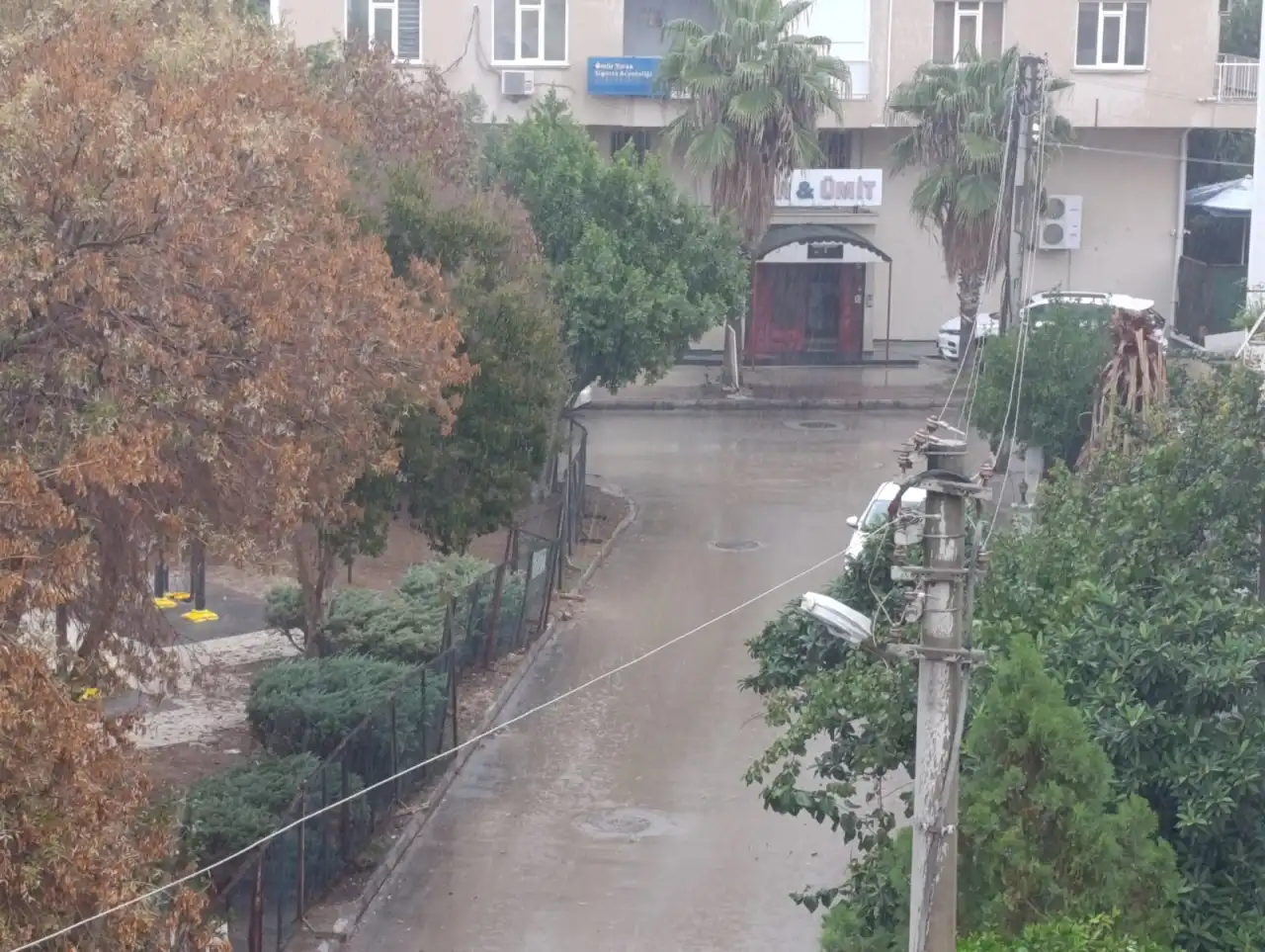 meteorolojiden-antalyaya-uyari-kuvvetli-gok-gurultulu-saganak-yagis-geliyor-3.webp