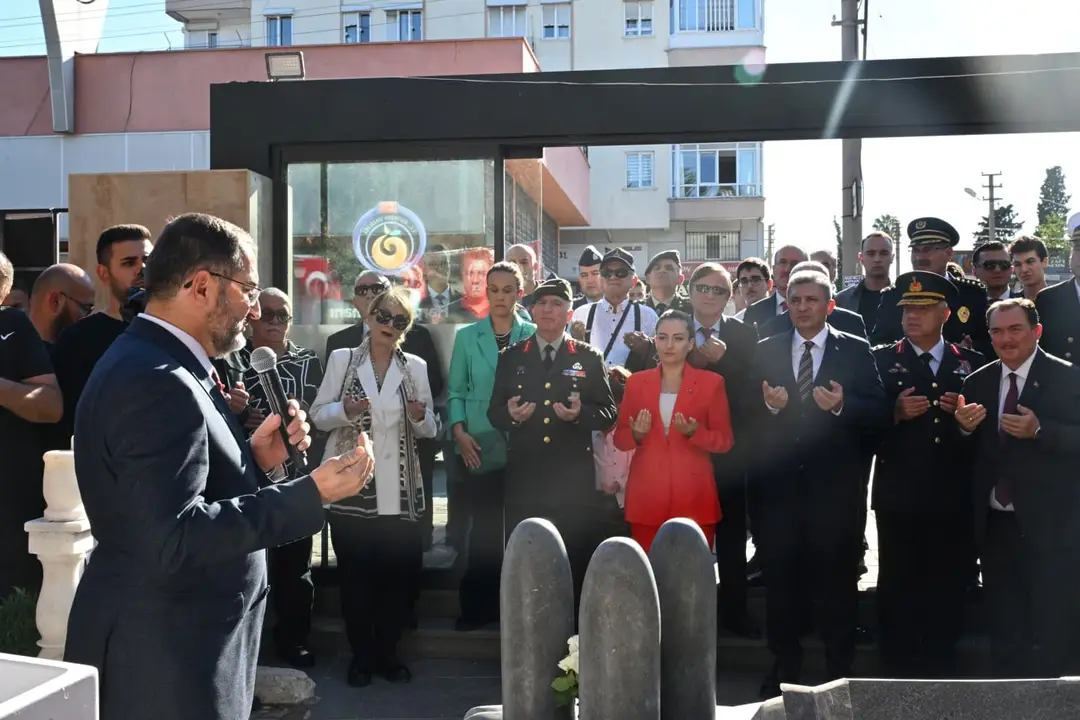 antalyada-topcu-yuzbasi-akerin-anit-mezari-acildi-5.webp