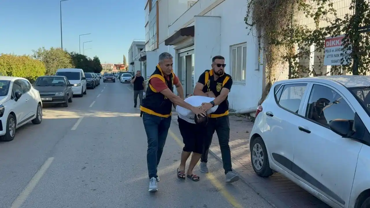 adanada-skandal-olay-8-yasindaki-cocugu-yere-firlatan-sahis-gozaltina-alindi-1.webp