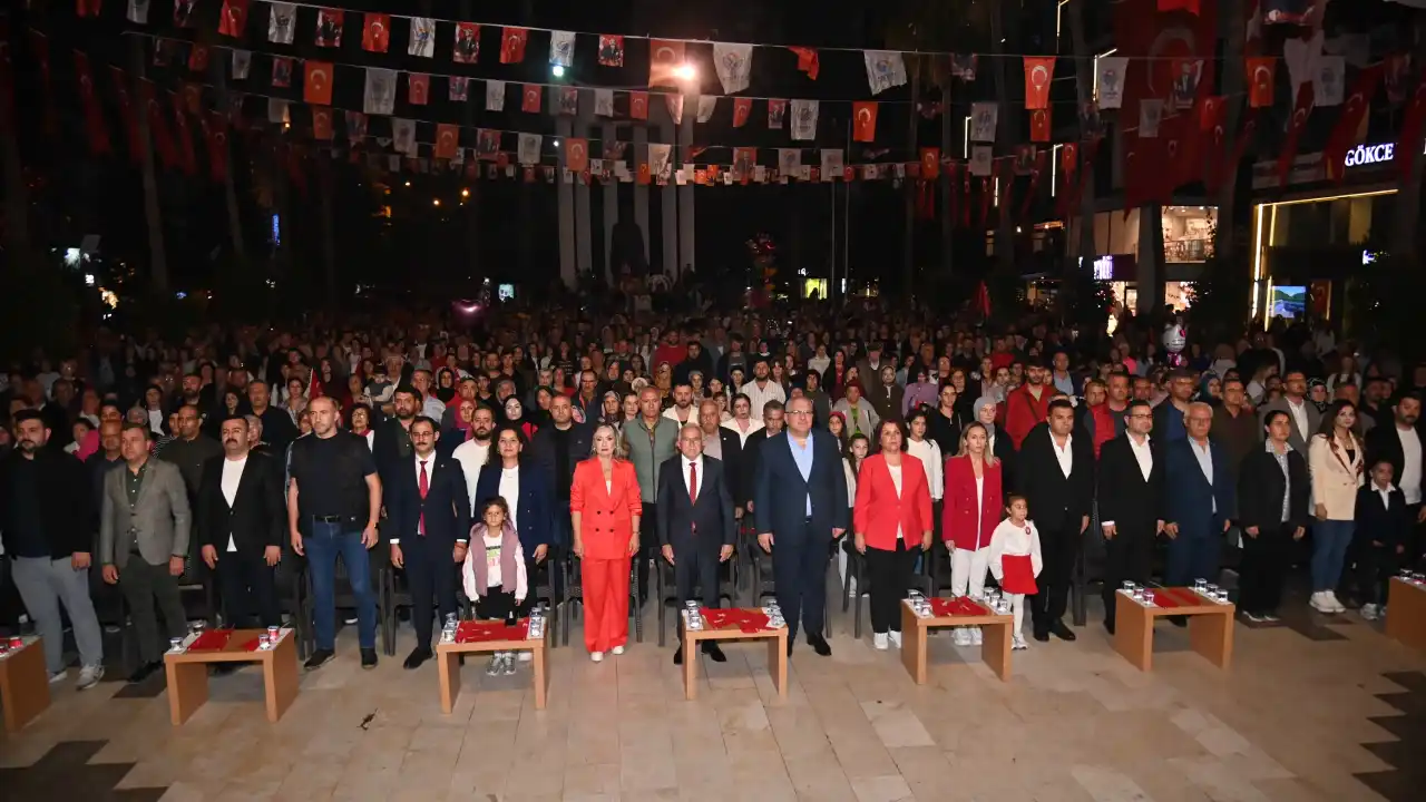 akdenizgercek-cumhuriyet-coskusu-kumlucayi-sardi-3.webp