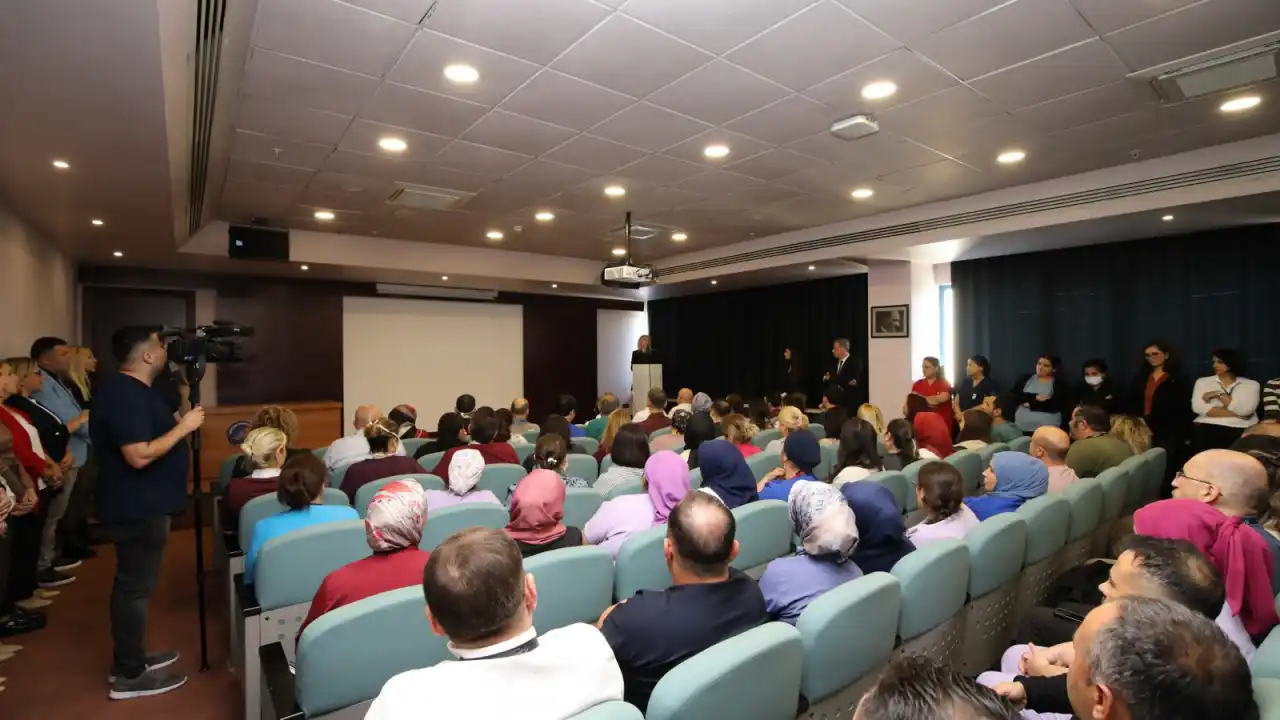 akdenizgercek-akdeniz-universitesi-hastanesinde-bin-400-calisanin-odemesi-yapildi-2.webp