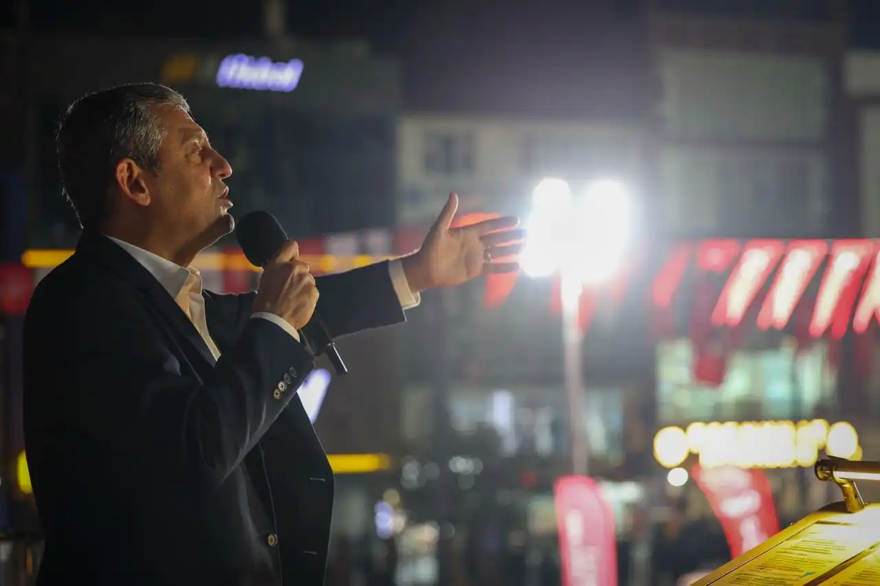 chp-lideri-ozgur-ozelin-bahis-sozleri-ihbar-sayildi-sorusturma-baslatildi-2.webp