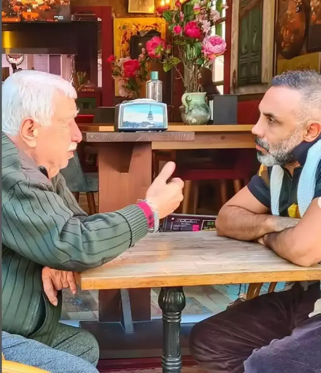 devekusu-kabarenin-kurucusu-ahmet-gulhan-vefat-etti12-4.webp