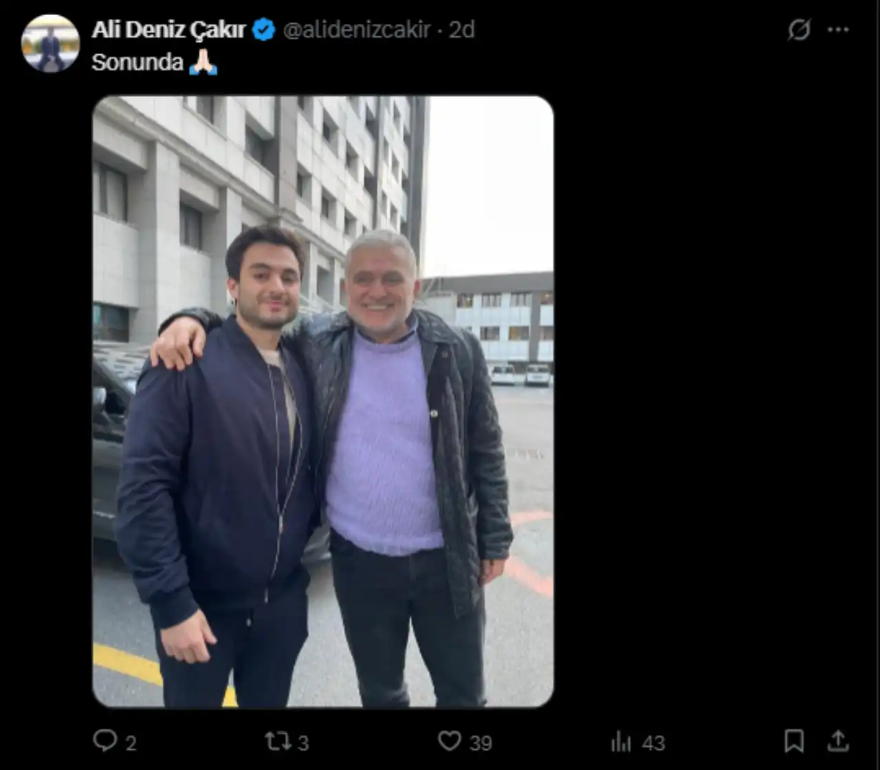 ifadesi-alinan-gazeteciler-rusen-cakir-ve-saban-sevinc-serbest-birakildi-2.webp