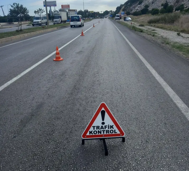 antalyada-35-bin-trafik-cezasi-kesildi-3.webp