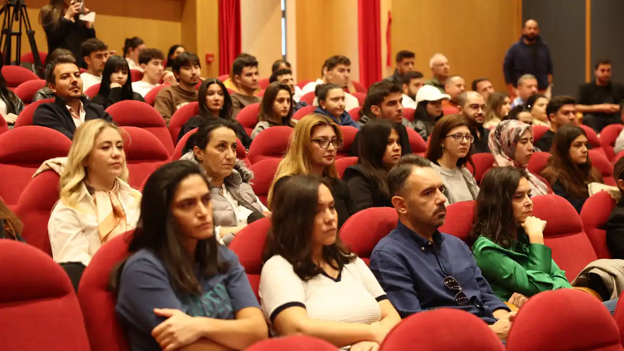 antalyada-cbs-sempozyumu-bilim-insanlari-bir-araya-geldi-1.webp