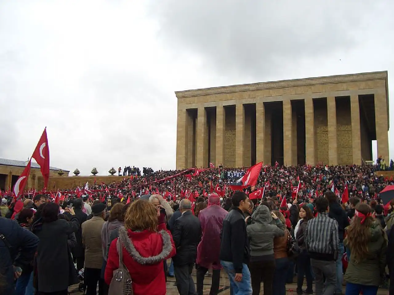 10-kasim-ataturku-anma-gunu-ve-ataturk-haftasi-2012-3akdenizgerceks.webp