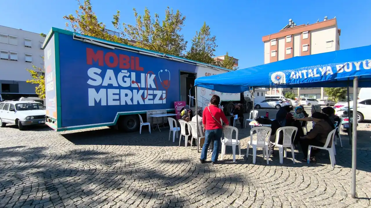 akdenizgercek-antalyada-kadinlara-ucretsiz-kanser-taramasi-4.webp