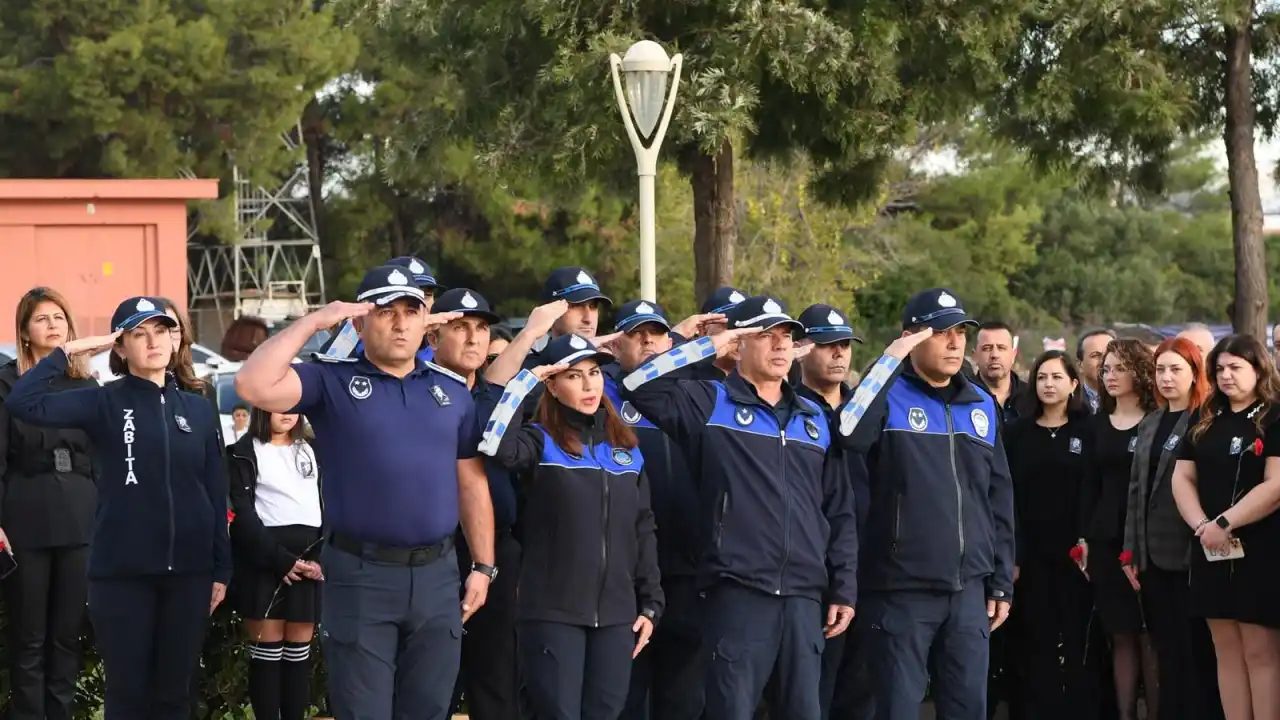 akdenizgercek-konyaaltinda-duygu-dolu-10-kasim-2.webp