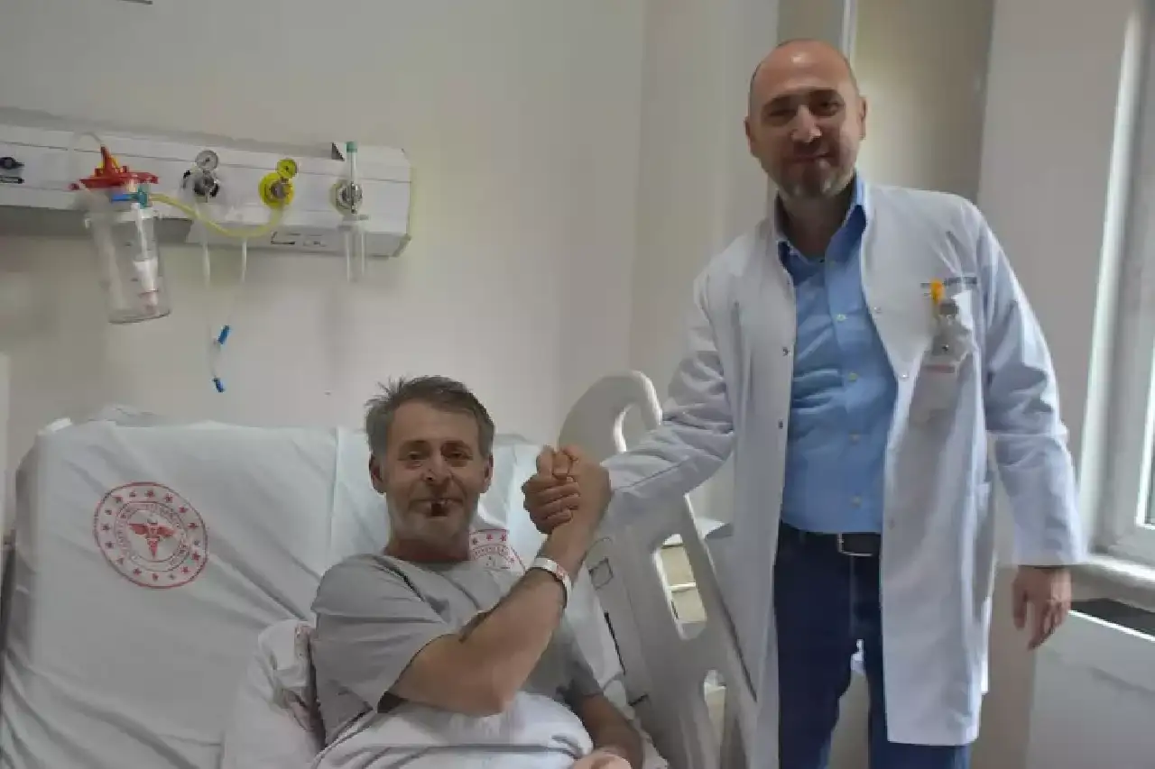 tip-tarihinde-bu-da-oldu-kalbi-durunca-beyni-dondurdular12-3.webp
