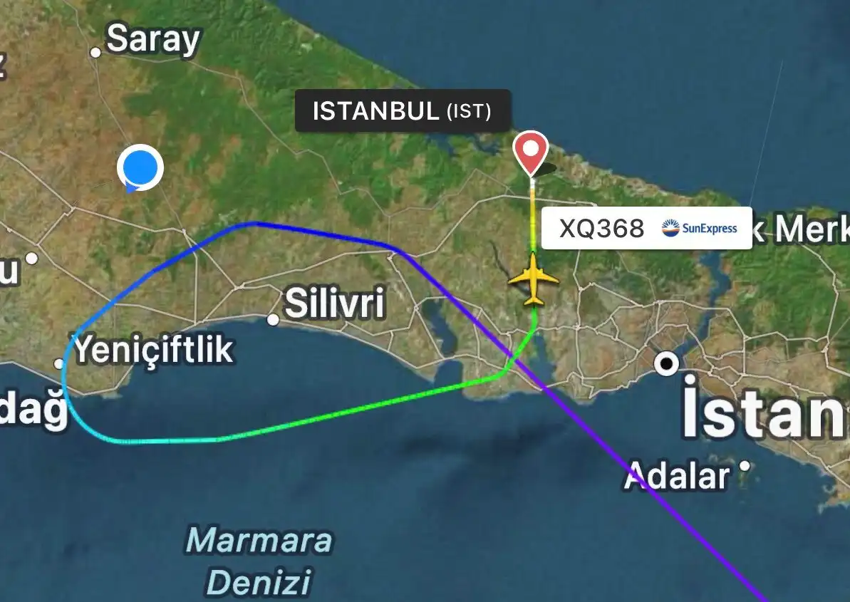 antalyaalmanya-seferi-yapan-yolcu-ucagi-istanbula-acil-inis-yapti.webp