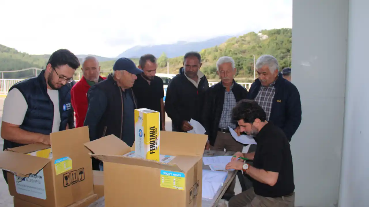 akdenizgercek-antalyada-ciftcilere-yapilan-o-destek-yuzleri-guldurdu-4.webp