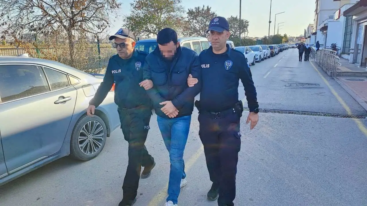akdenizgerceksahis-ehliyetsiz-3.webp