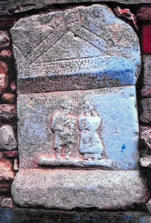 isparta-kurusarida-tarihi-eser-operasyonu-muhtar-tutuklandi-3.webp
